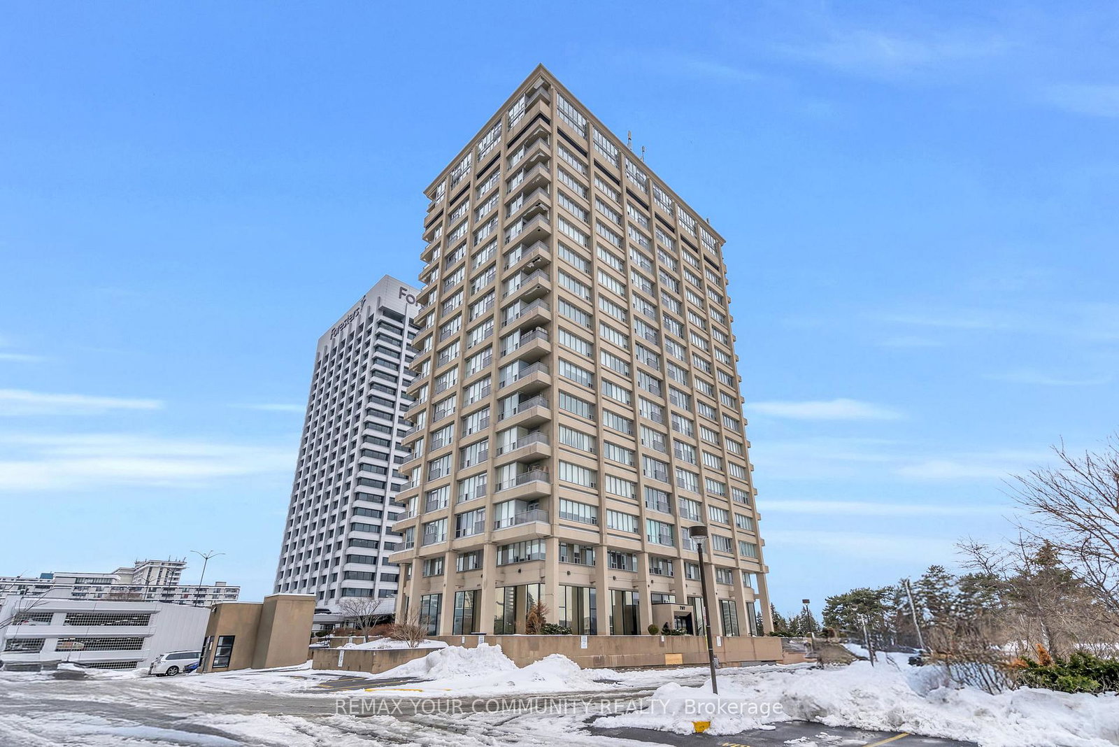 797-don-mills-road-east-york-ontario-c12952204