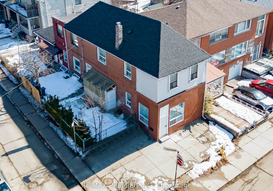 229-bellwoods-avenue-toronto-ontario-c12952252