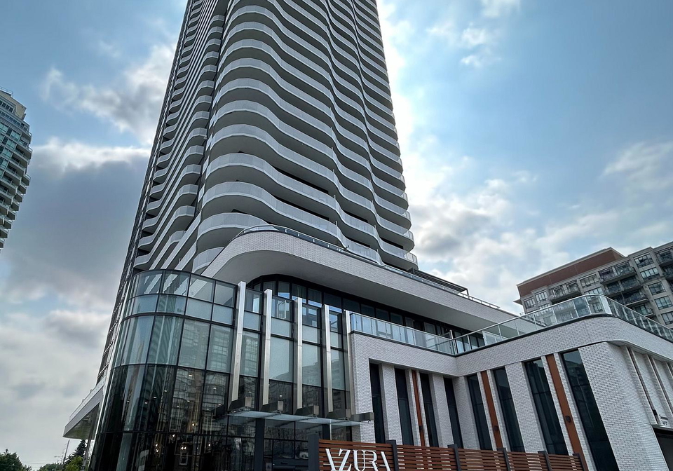 15-holmes-avenue-north-york-ontario-c12952462