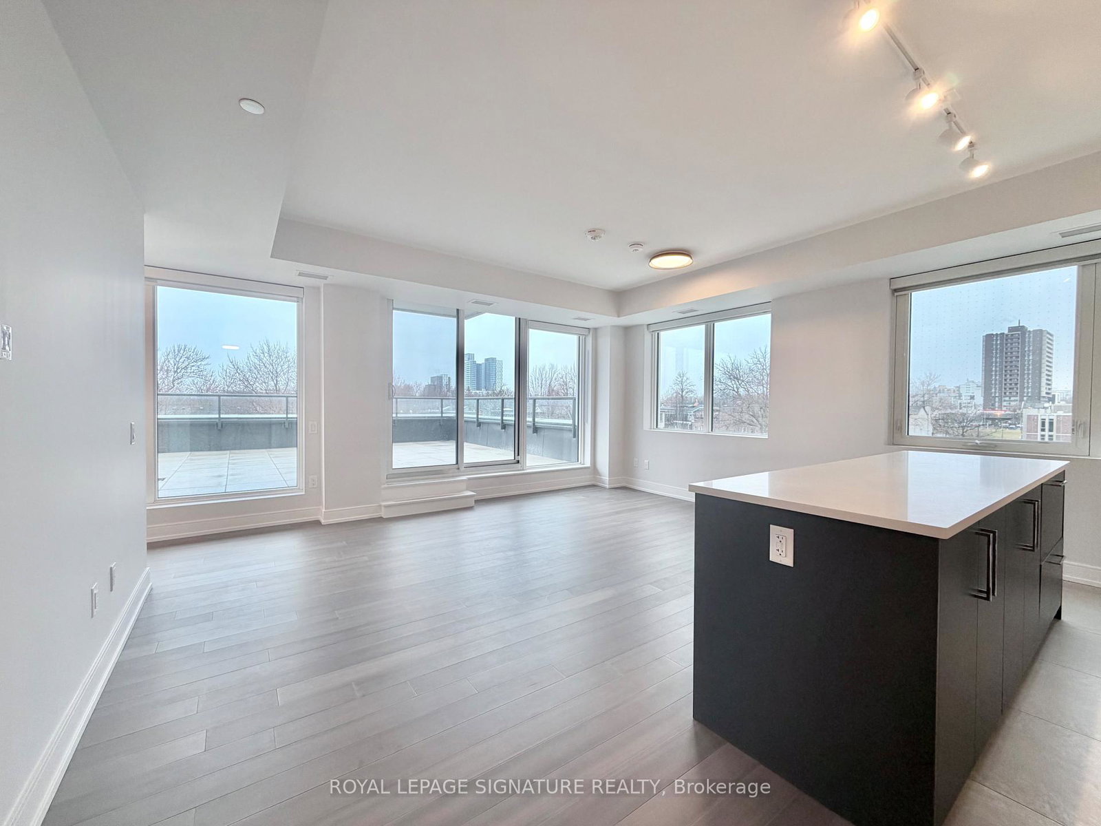 664-spadina-avenue-toronto-ontario-c12952678