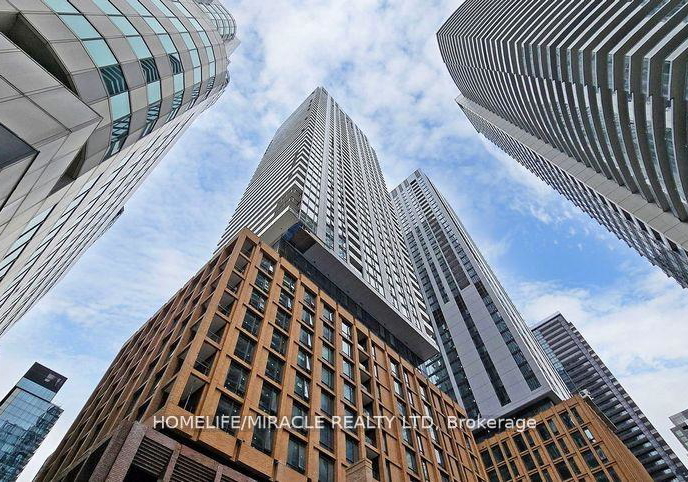 8-widmer-street-toronto-ontario-c12952754