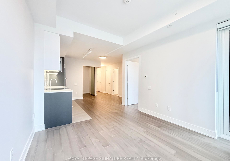 664-spadina-avenue-toronto-ontario-c12952762