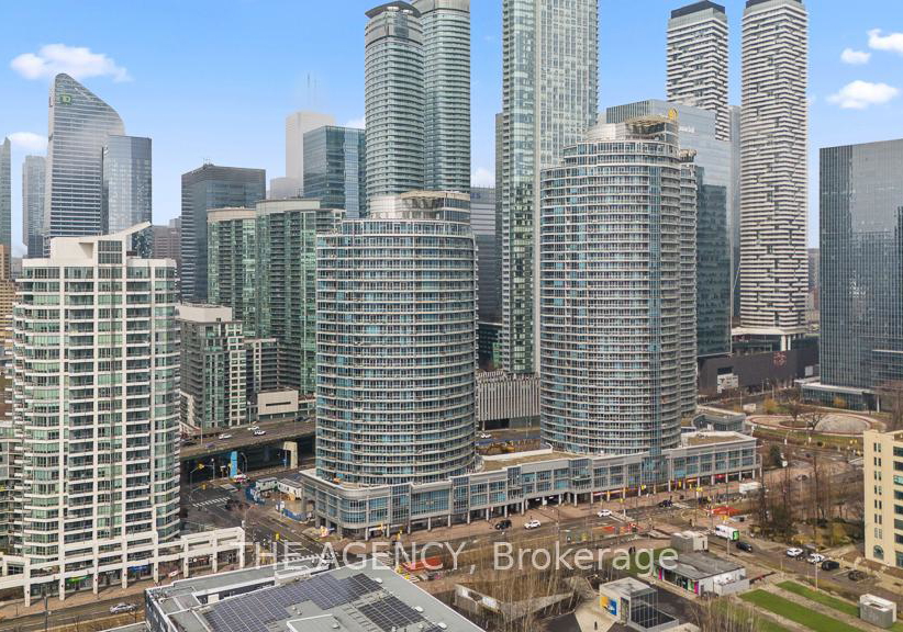 218-queens-quay-boulevard-w-toronto-ontario-c12952806