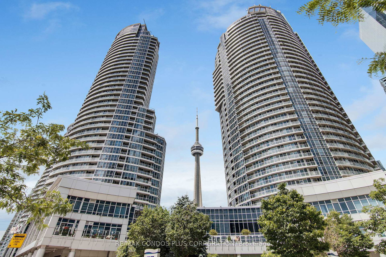 8-york-street-toronto-ontario-c12953062