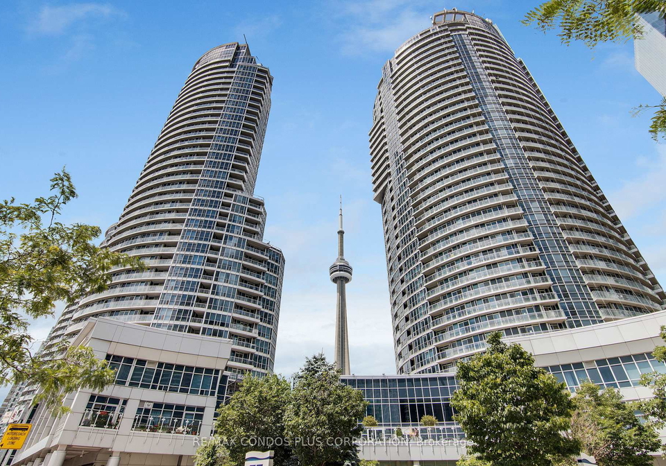 8-york-street-toronto-ontario-c12953062