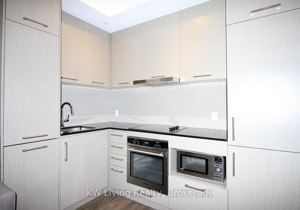 87-peter-street-toronto-ontario-c12953100