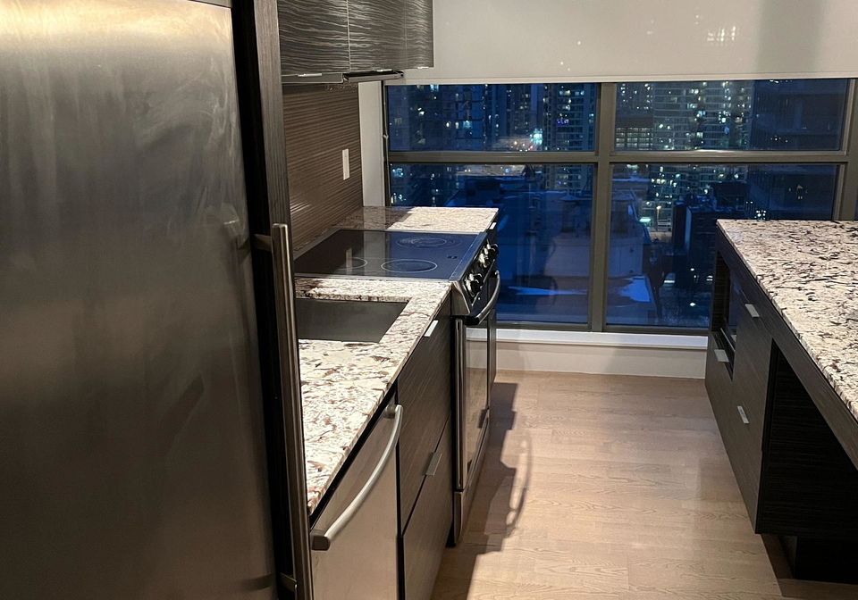 8-charlotte-street-toronto-ontario-c12953604