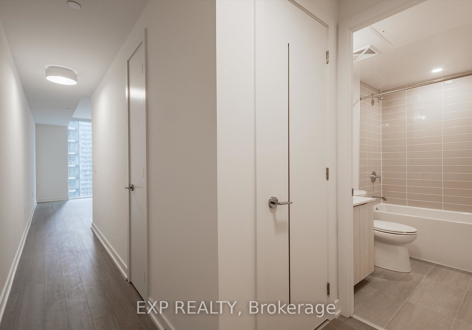 35king-street-w-toronto-ontario-c12953752