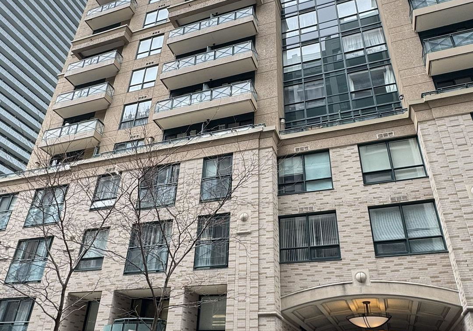 35-hayden-street-toronto-ontario-c12953818