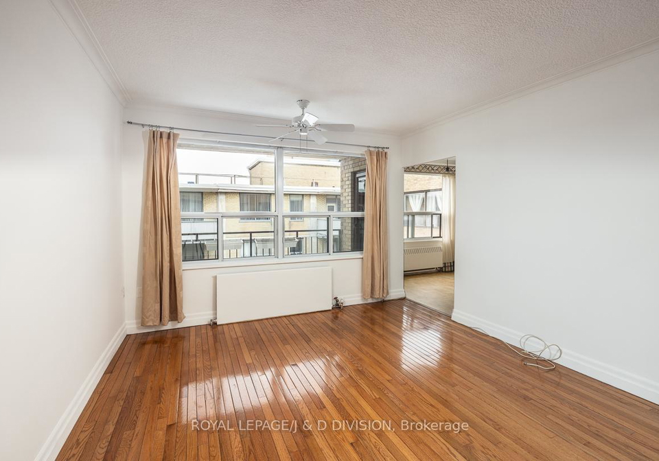 660-w-eglinton-avenue-w-toronto-ontario-c12953834