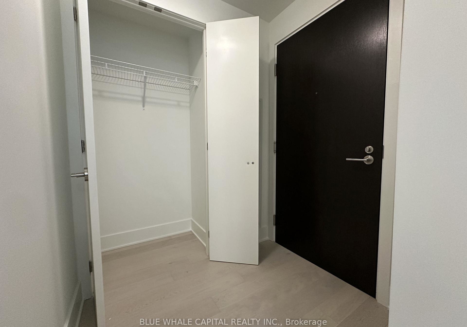11-yorkville-avenue-toronto-ontario-c12953844