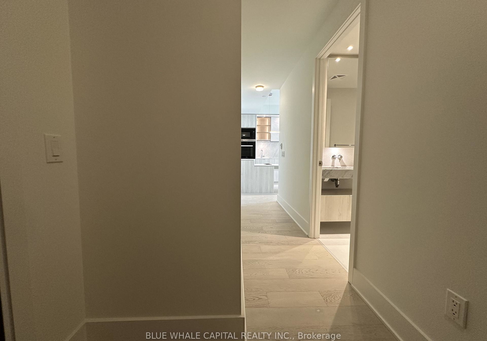 11-yorkville-avenue-toronto-ontario-c12953844