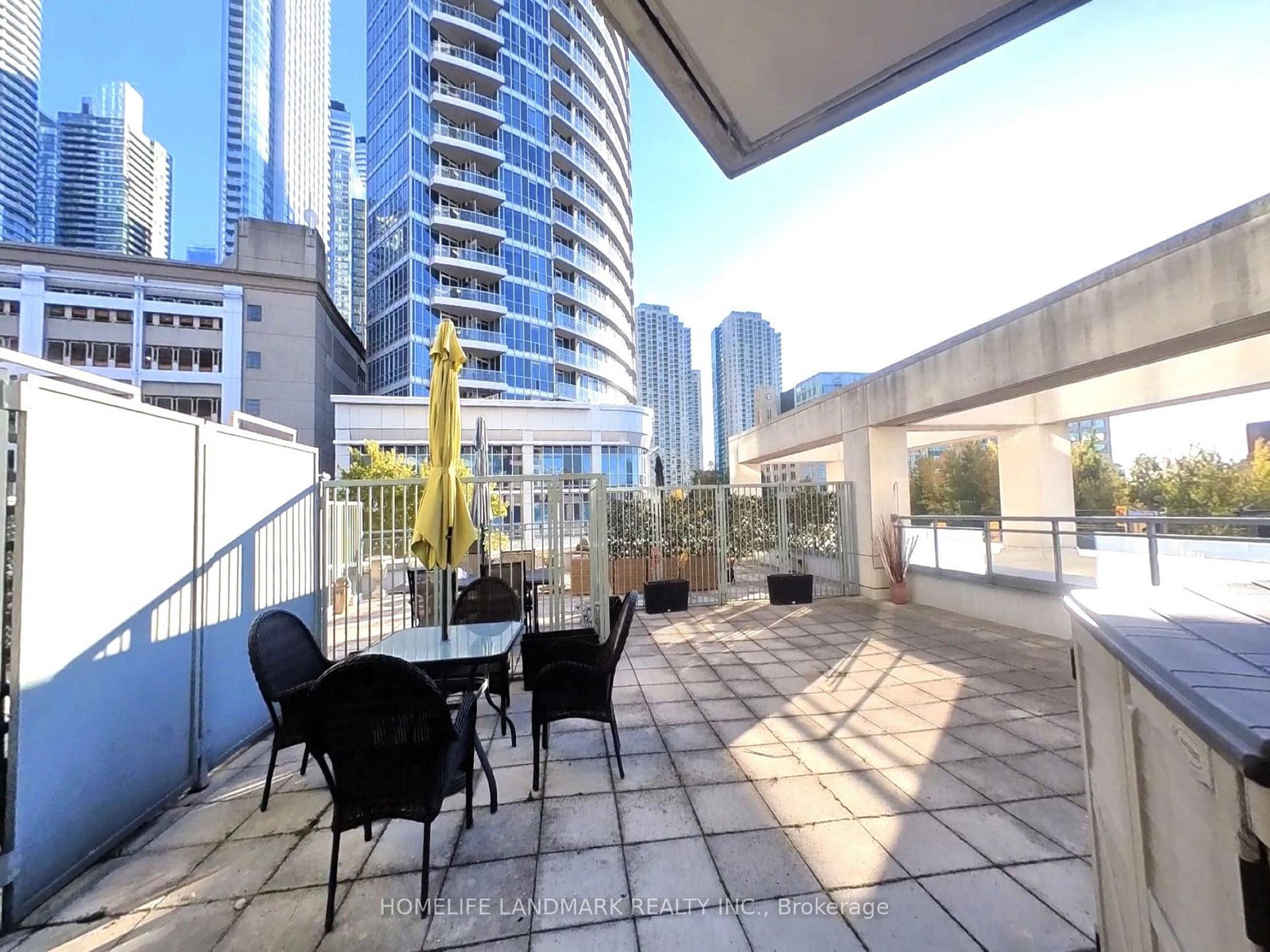 228-queens-quay-w-toronto-ontario-c12953958