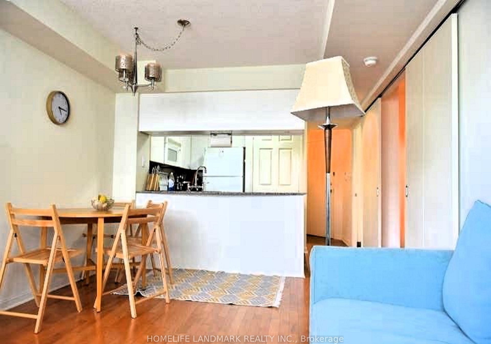 228-queens-quay-w-toronto-ontario-c12953958