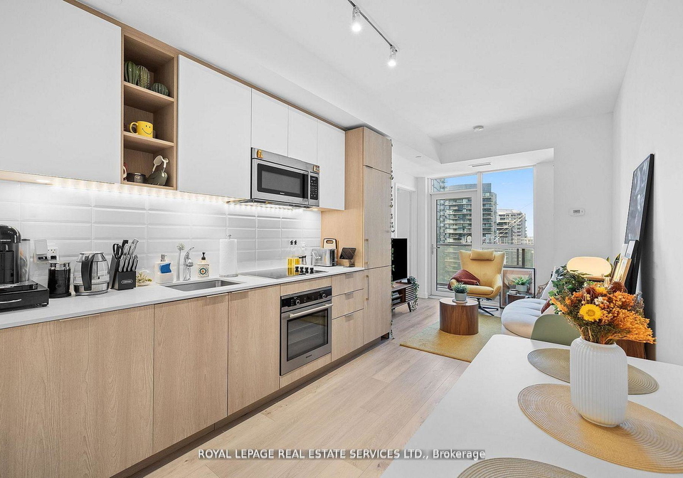 50-ordnance-street-toronto-ontario-c12954120