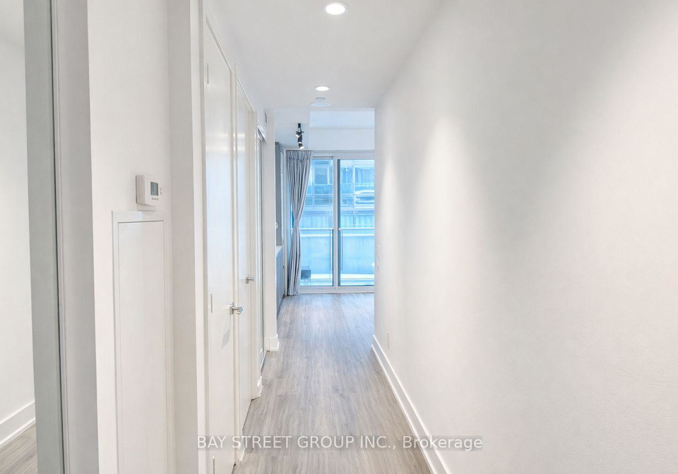 7-grenville-street-toronto-ontario-c12954166