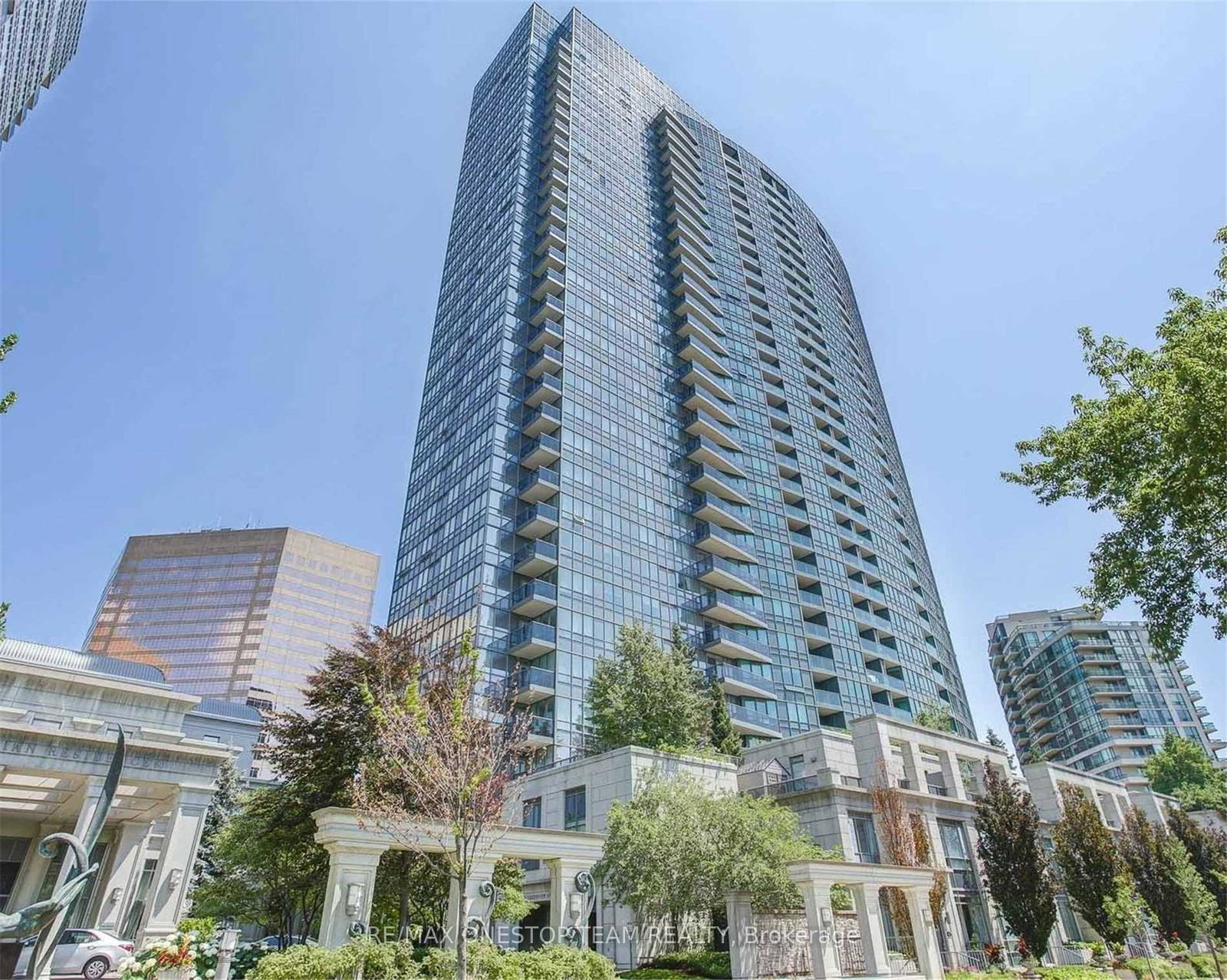 15-greenview-avenue-toronto-ontario-c12954278