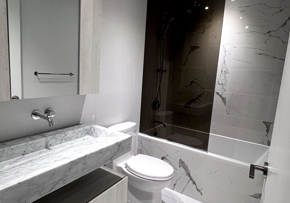 11-yorkville-avenue-toronto-ontario-c12954302