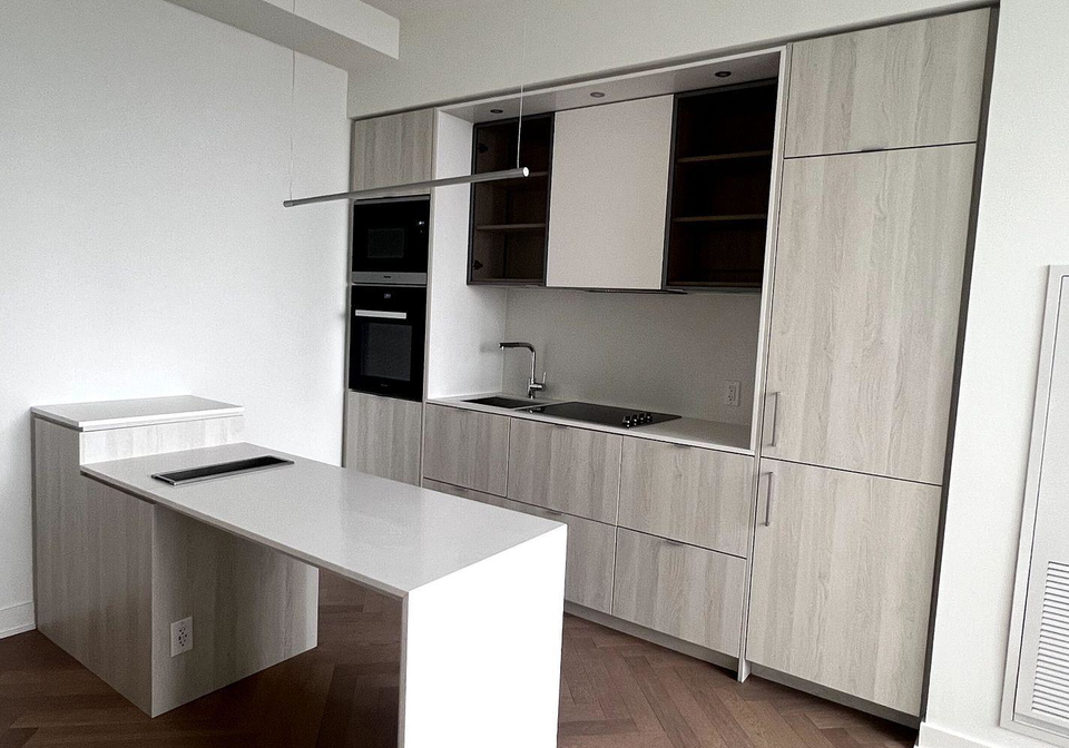 11-yorkville-avenue-toronto-ontario-c12954302