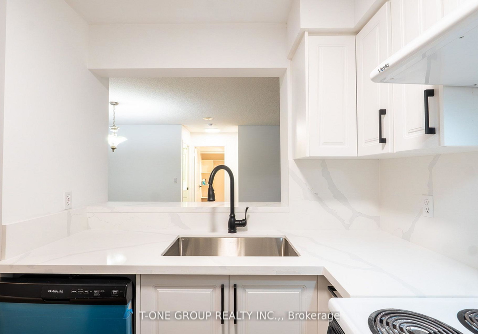 29-pemberton-avenue-north-york-ontario-c12954472