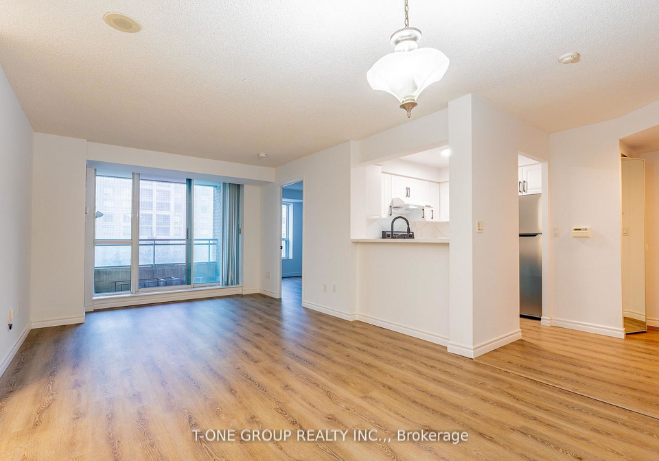 29-pemberton-avenue-north-york-ontario-c12954472