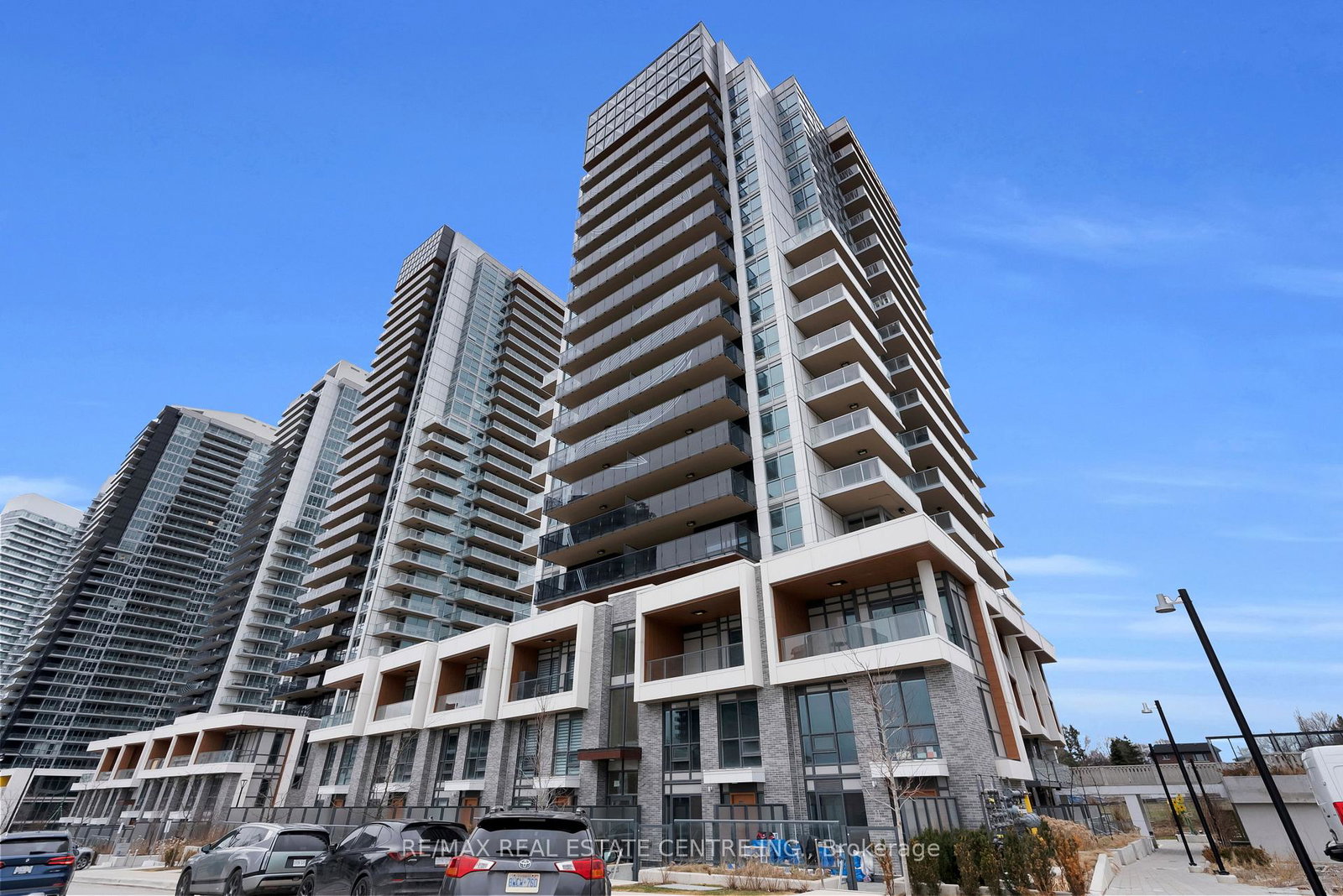 25-mcmahon-drive-north-york-ontario-c12954536