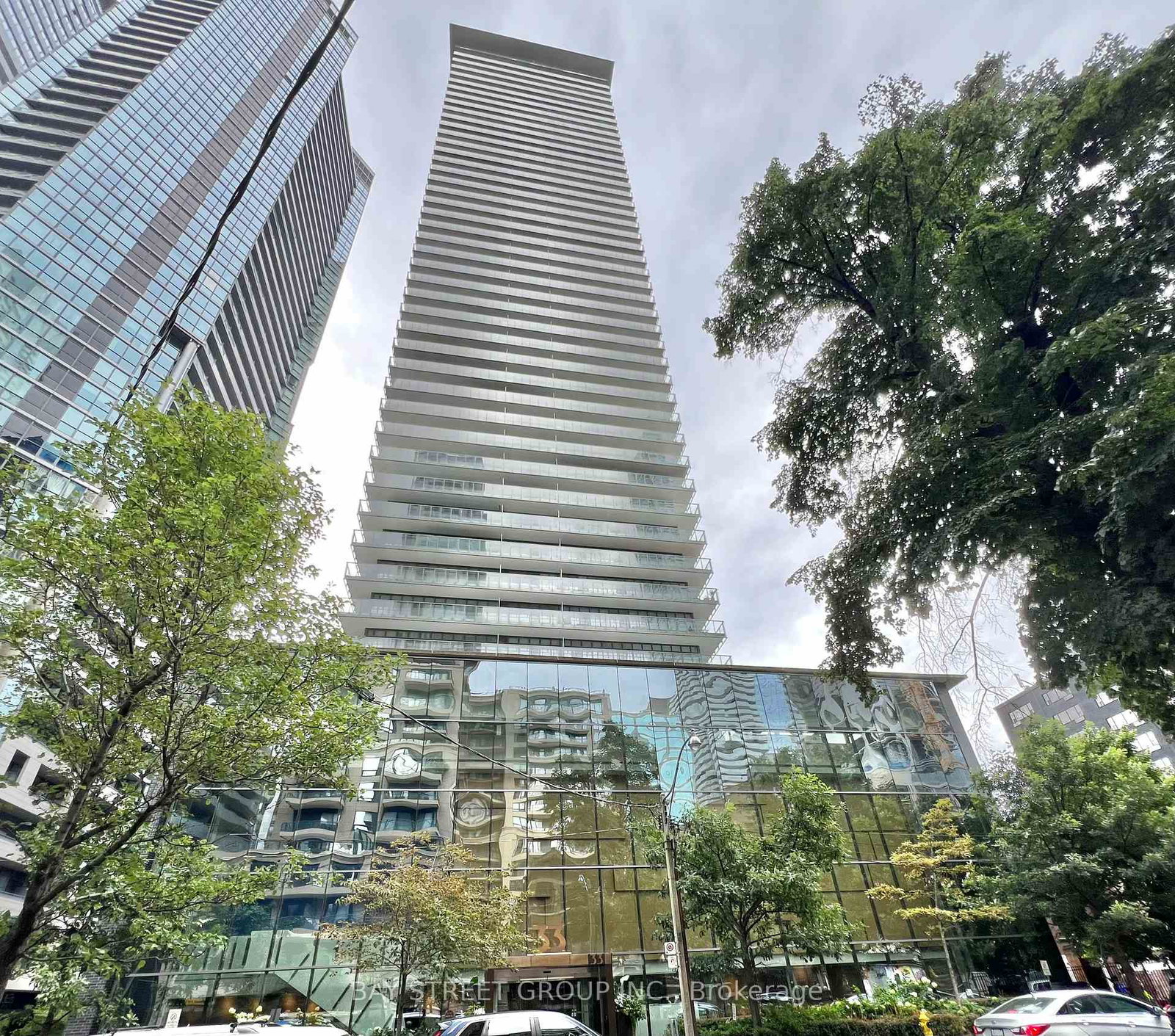 33-charles-street-e-toronto-ontario-c12954686
