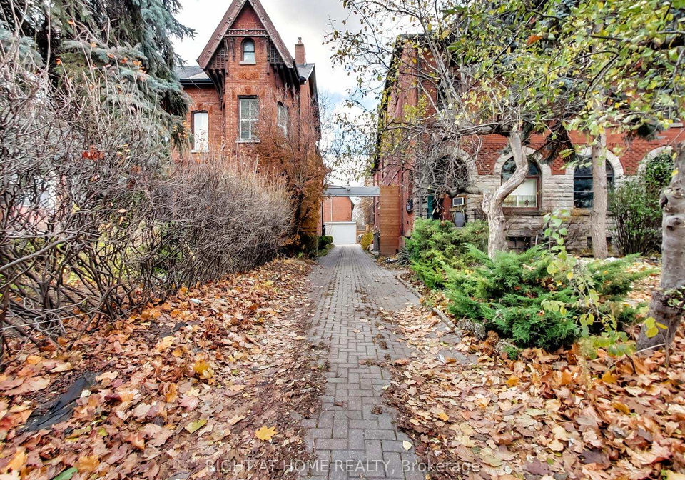 36-river-street-toronto-ontario-c12954738