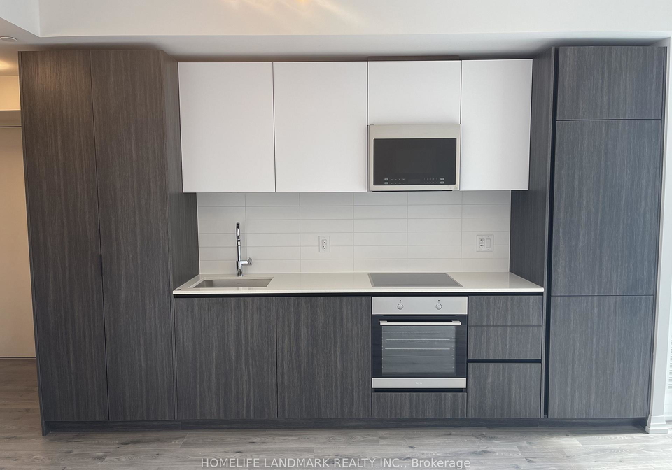 8-widmer-street-toronto-ontario-c12954820