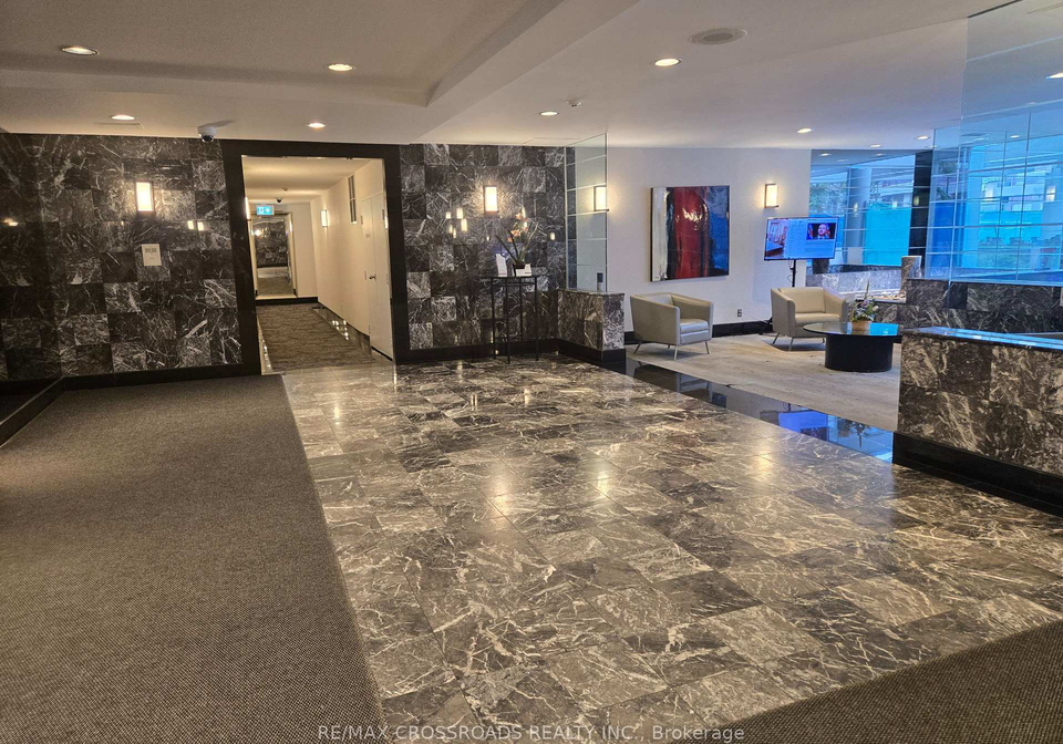 5785-yonge-street-north-york-ontario-c12954862