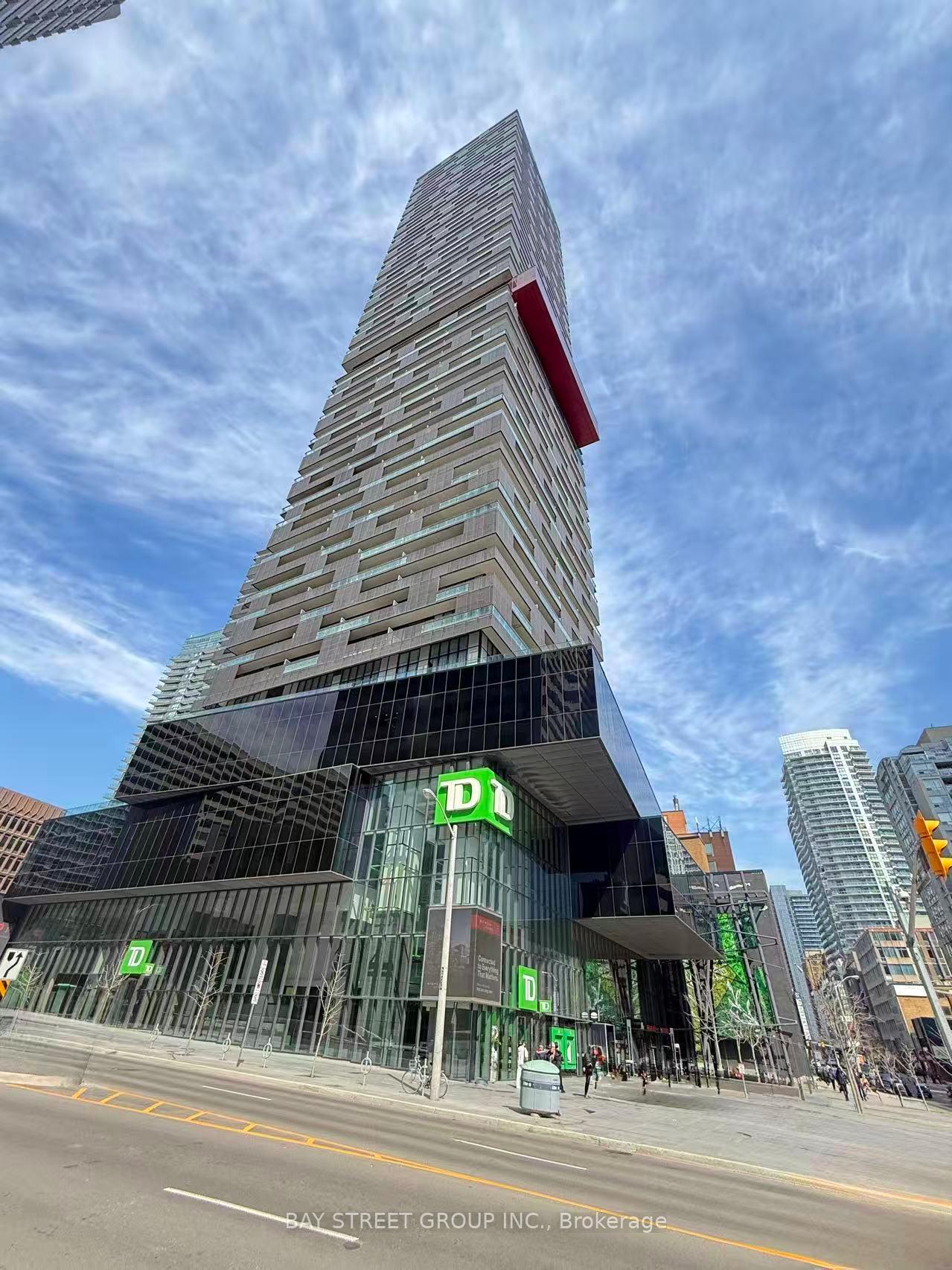8-eglinton-avenue-ne-toronto-ontario-c12954942