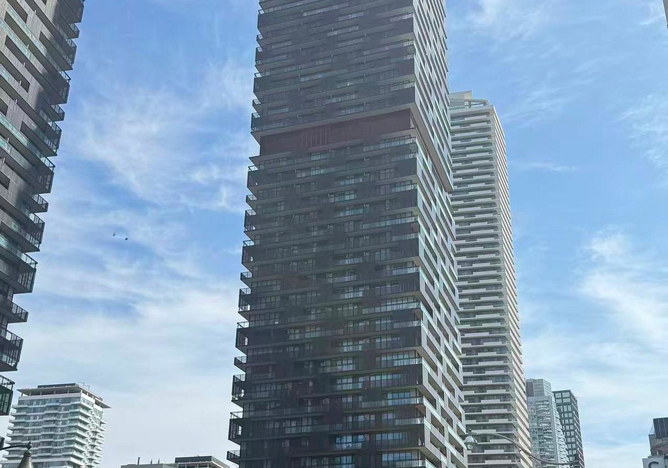 8-eglinton-avenue-ne-toronto-ontario-c12954942