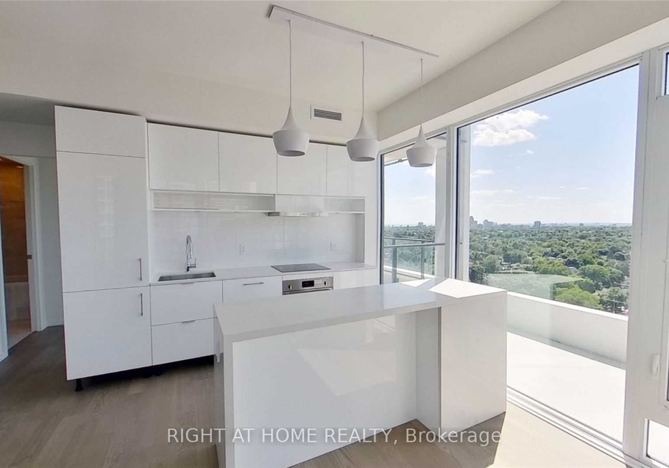 5-soudan-avenue-toronto-ontario-c12955208
