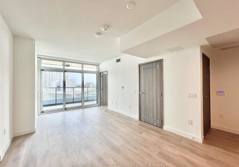 3-concord-cityplace-way-toronto-ontario-c12955248