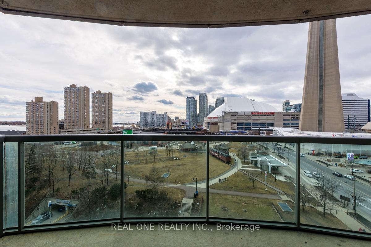 51-lower-simcoe-street-toronto-ontario-c12955466