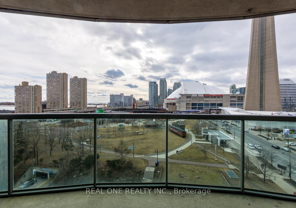 51-lower-simcoe-street-toronto-ontario-c12955466