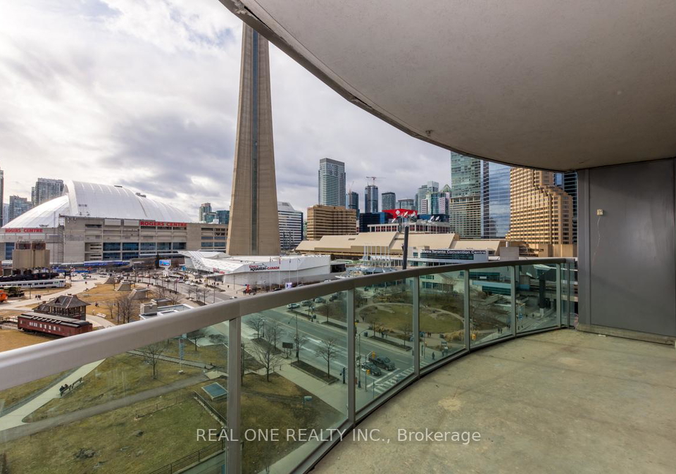 51-lower-simcoe-street-toronto-ontario-c12955466