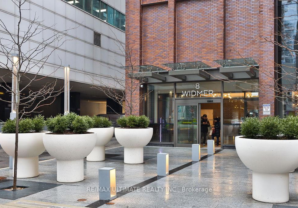 8-widmer-street-toronto-ontario-c12955852