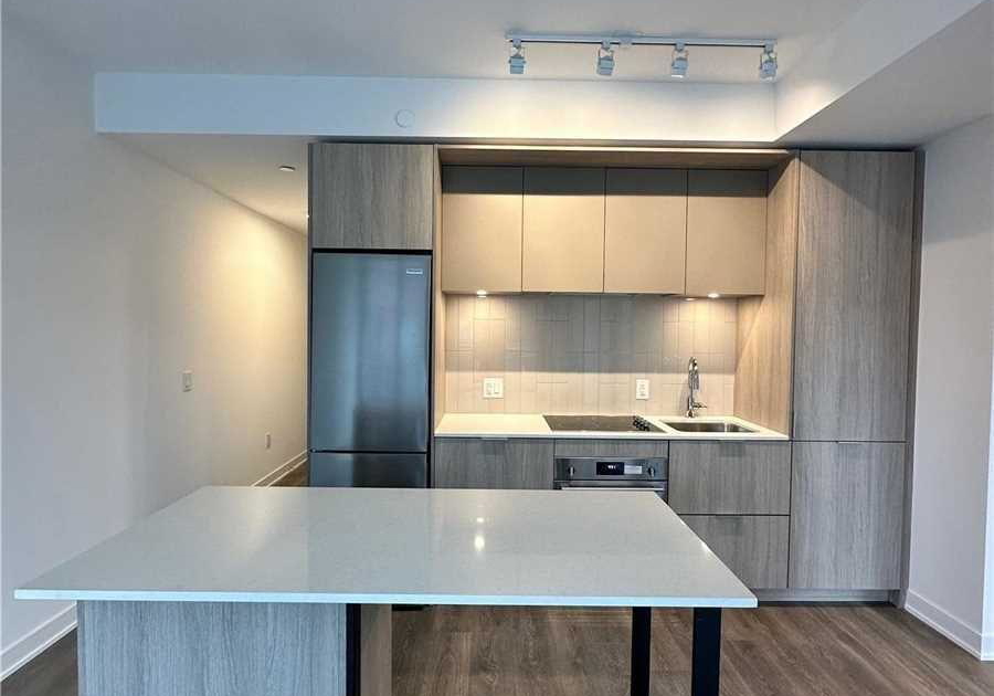 130-river-street-toronto-ontario-c12955872