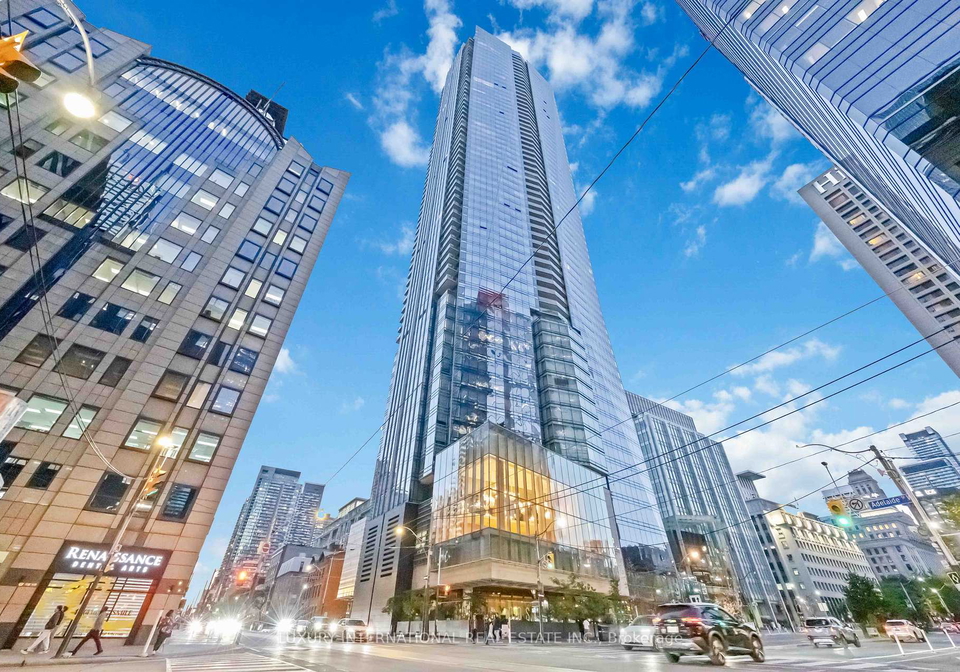 180-university-avenue-toronto-ontario-c12956012