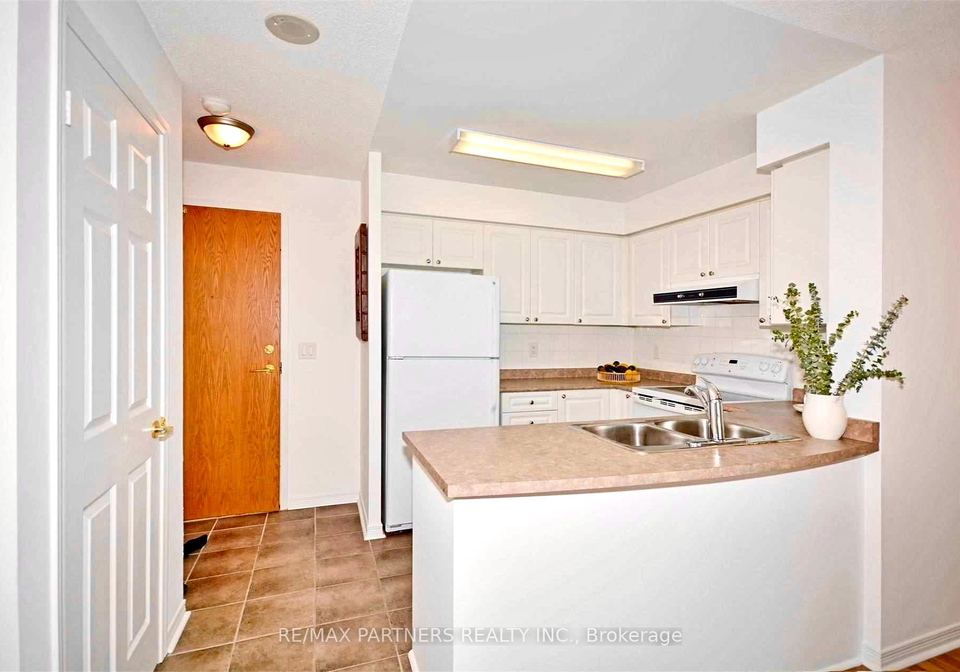 5508-yonge-street-toronto-ontario-c12956060