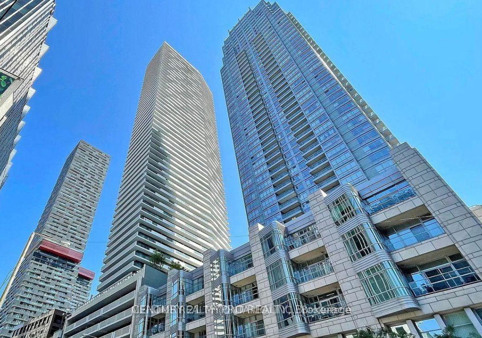 2221-yonge-street-toronto-ontario-c12956070