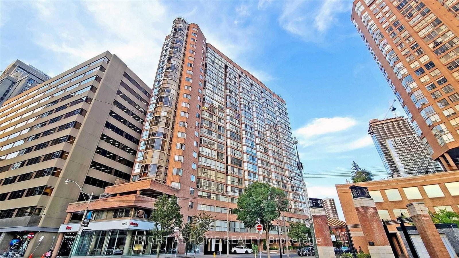 1055-bay-street-toronto-ontario-c12956550