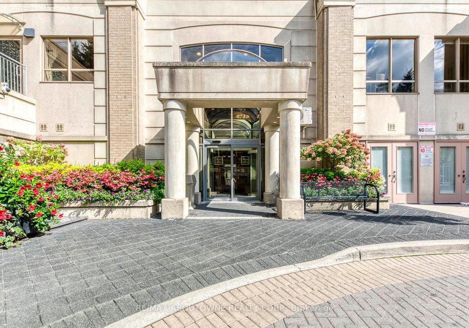 5418-yonge-street-toronto-ontario-c12956568
