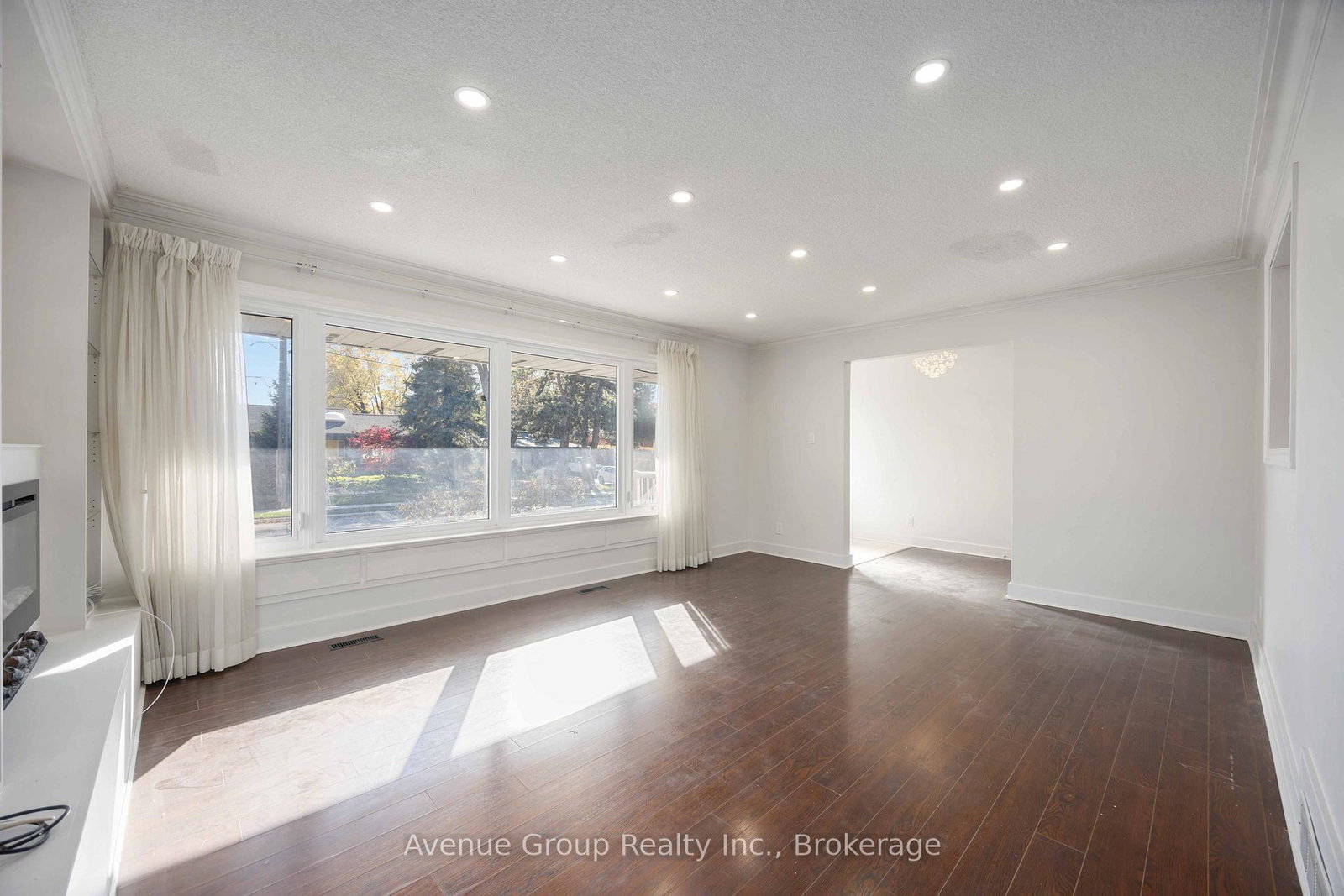 10-chipping-road-north-york-ontario-c12956626