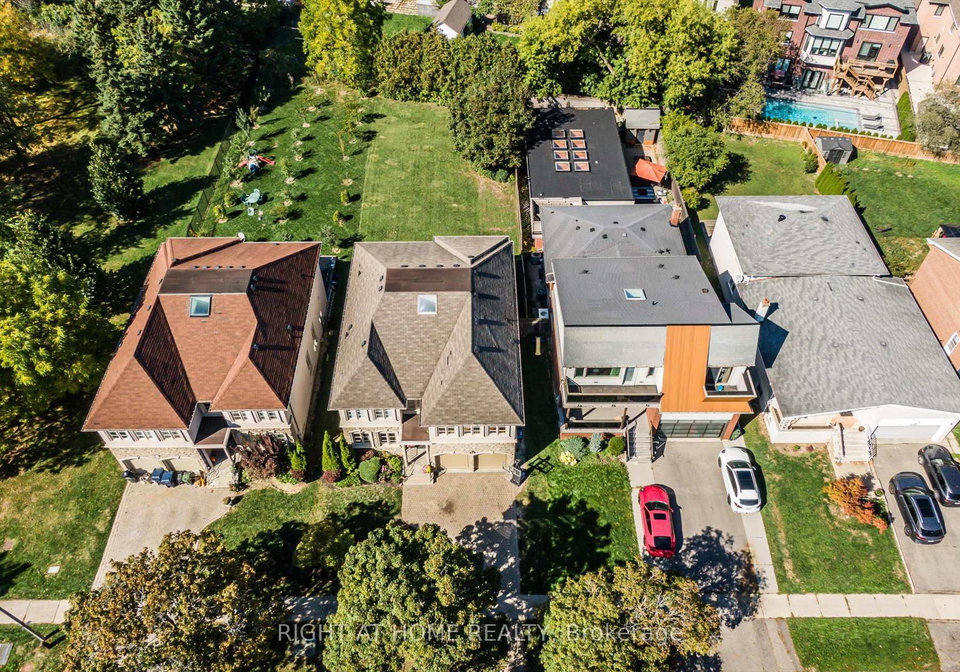 154-charlton-boulevard-toronto-ontario-c12956632