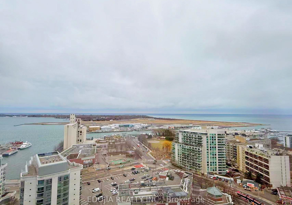 17-bathurst-street-toronto-ontario-c12956646