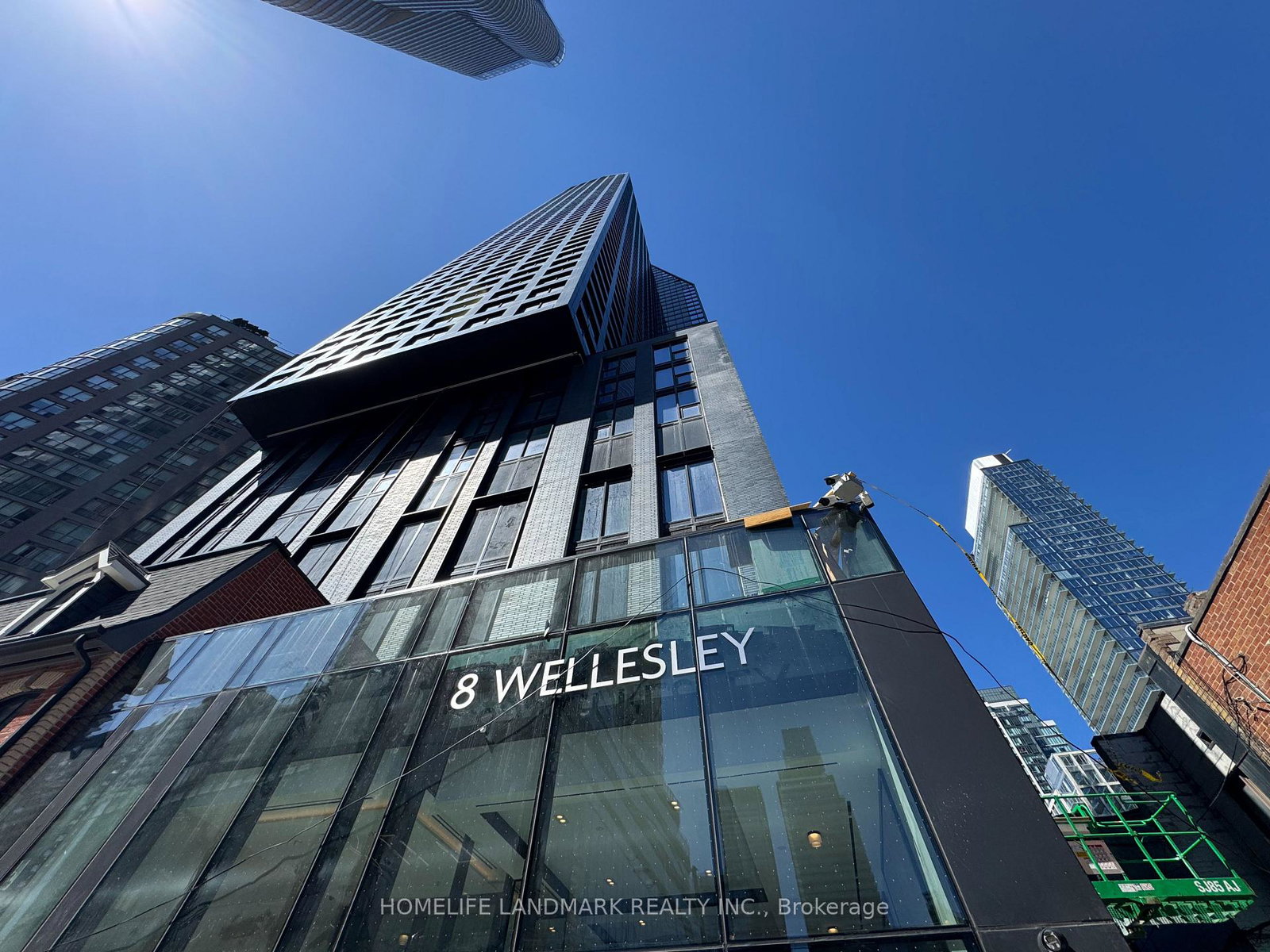 8-wellesley-street-w-toronto-ontario-c12956666