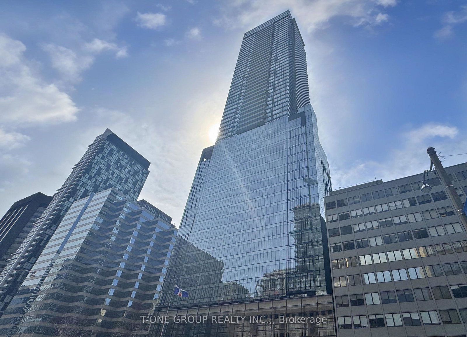 488-university-avenue-toronto-ontario-c12956670
