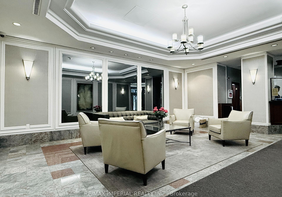 24-wellesley-street-w-toronto-ontario-c12956730